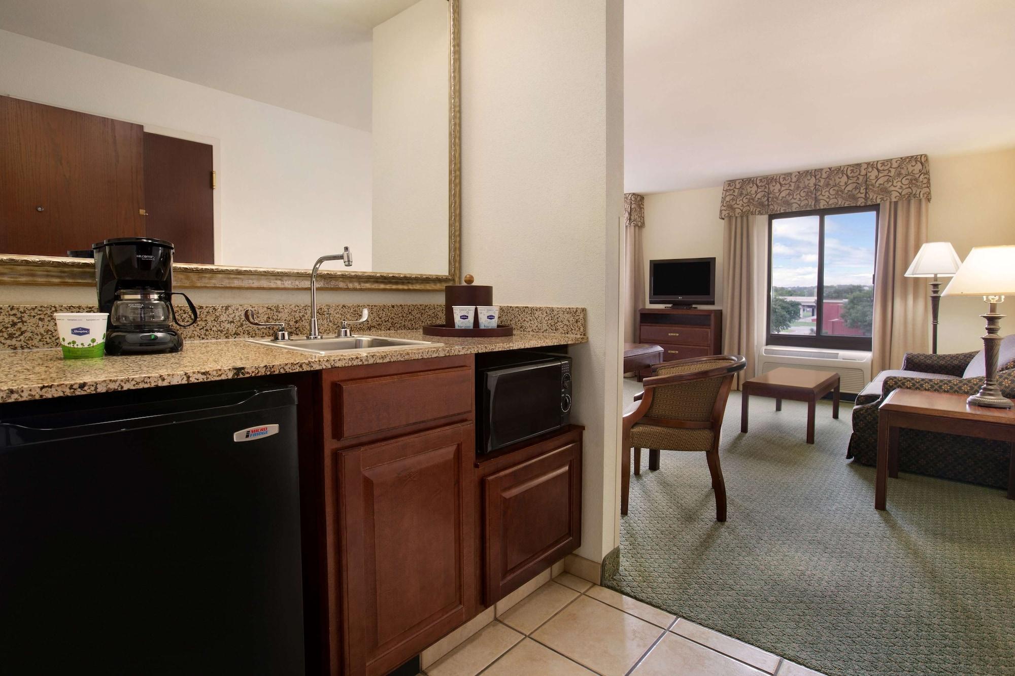 Hampton Inn & Suites San Marcos Εξωτερικό φωτογραφία