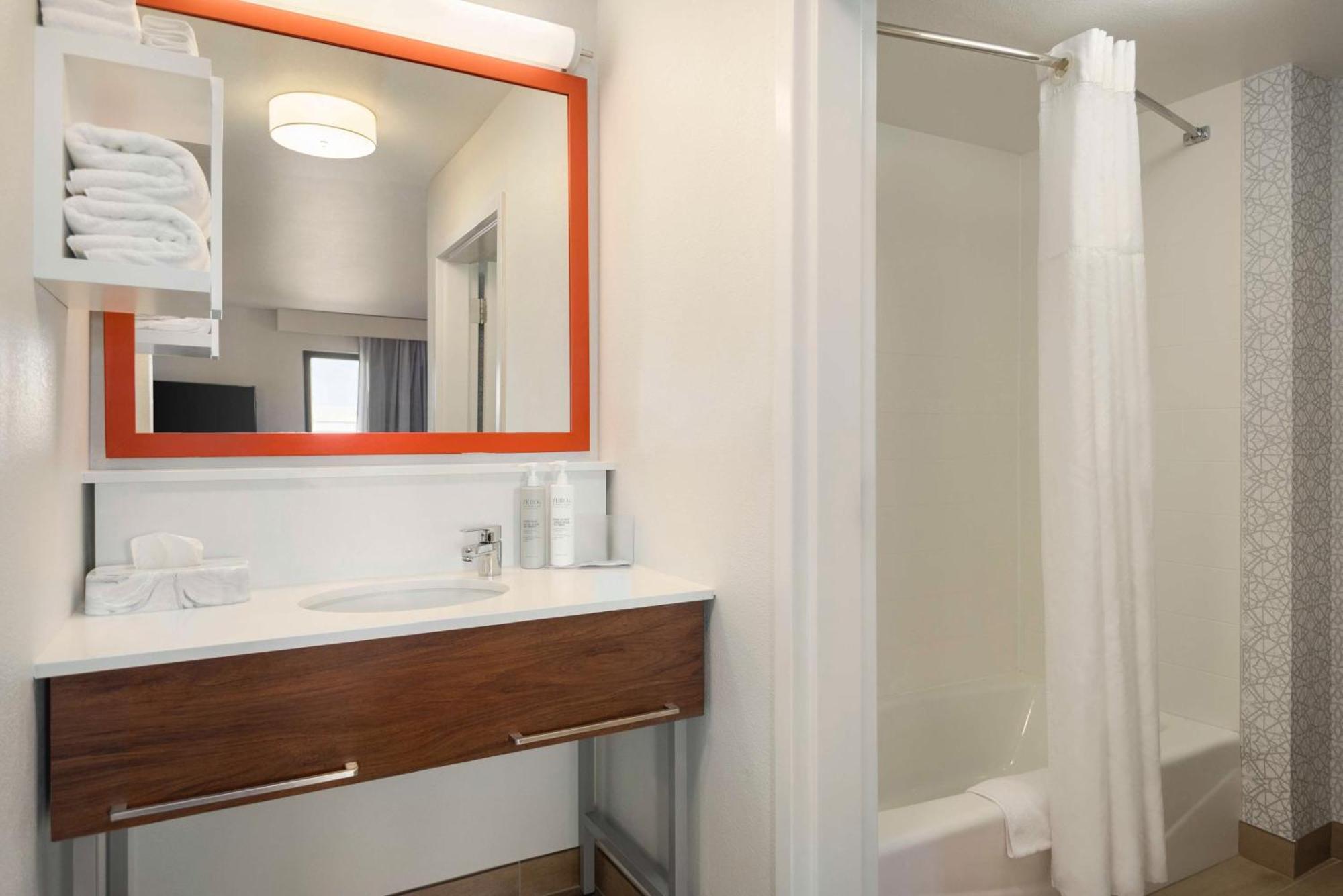 Hampton Inn & Suites San Marcos Εξωτερικό φωτογραφία