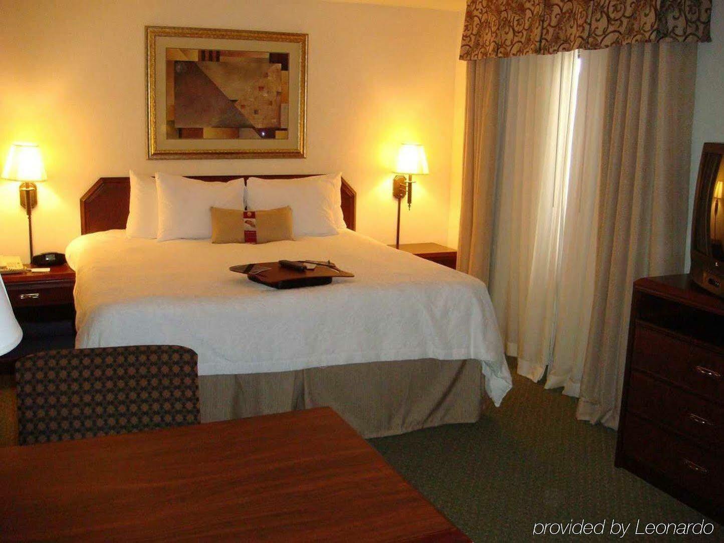 Hampton Inn & Suites San Marcos Εξωτερικό φωτογραφία